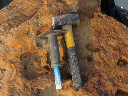 Fossil hunting hammer and chisel